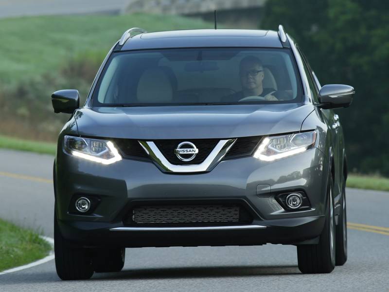 Comparison Nissan XTrail Ti 2018 vs Nissan Rogue 2016 SUV Drive